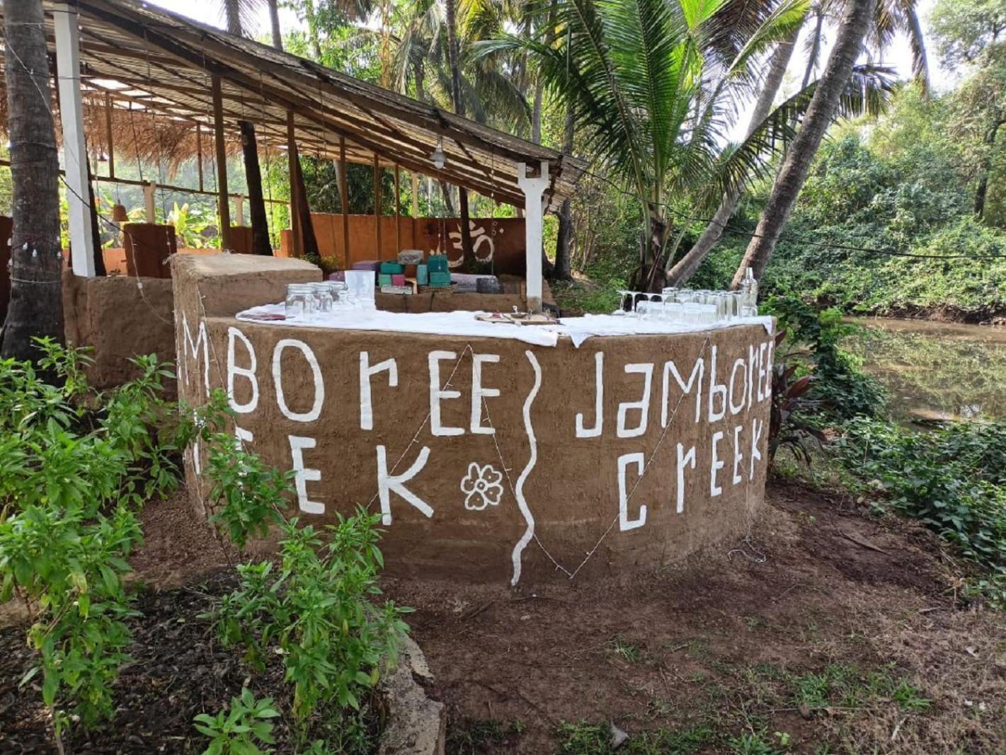 Jamboree Creek Yoga Mandrem Esterno foto